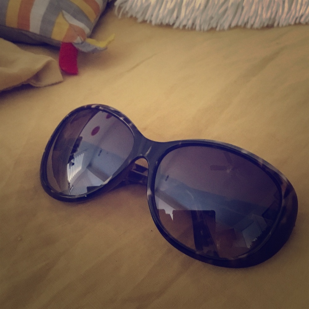 LOFT SUNGLASSES